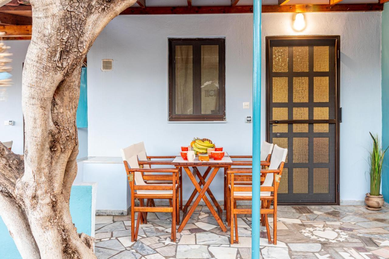Secret Summer Havens - Perfectly Secluded Getaways Vasilítsion Extérieur photo
