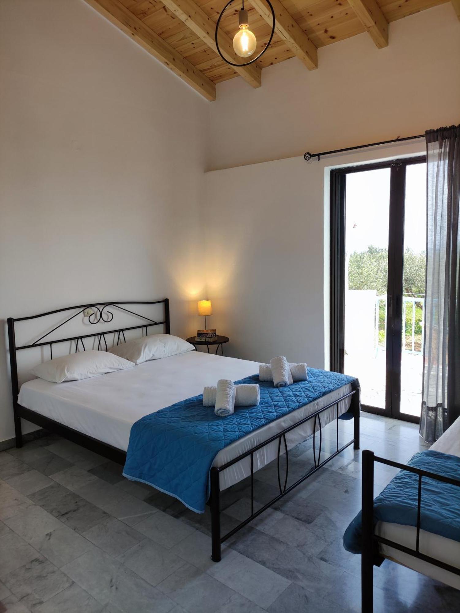 Secret Summer Havens - Perfectly Secluded Getaways Vasilítsion Extérieur photo